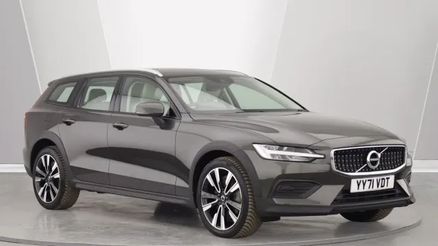 Volvo V60 Cross Country Listing Image