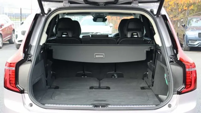 Vehicle Thumbnail 6