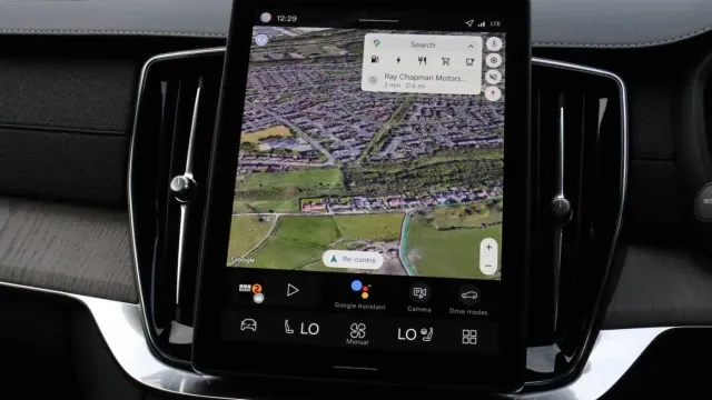Vehicle Thumbnail 11