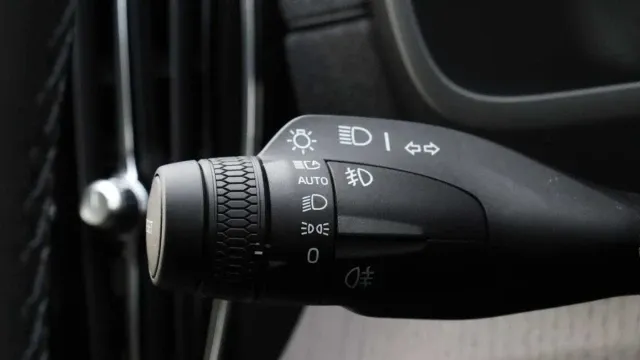Vehicle Thumbnail 14