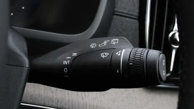Vehicle Thumbnail 17