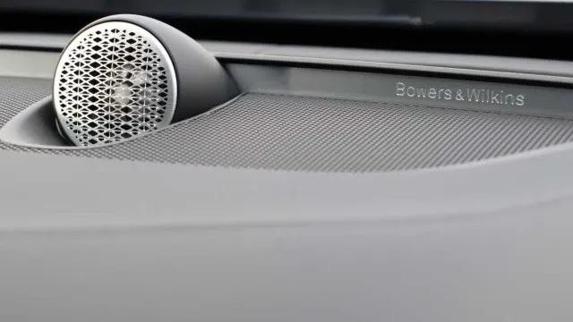 Vehicle Thumbnail 19