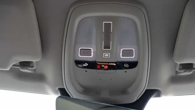 Vehicle Thumbnail 22