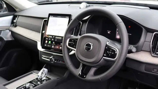 Vehicle Thumbnail 45