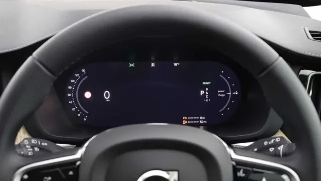 Vehicle Thumbnail 4
