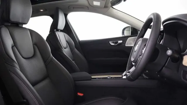 Vehicle Thumbnail 7