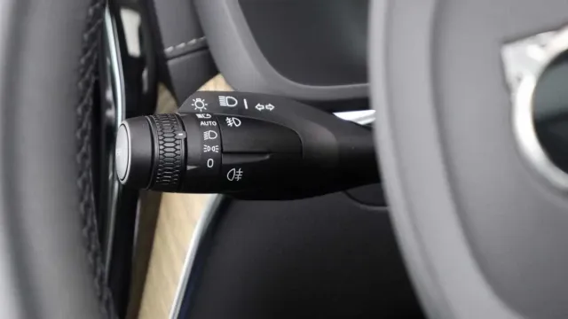 Vehicle Thumbnail 11