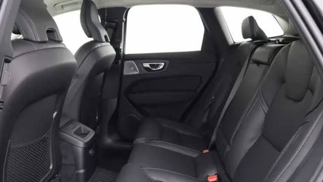 Vehicle Thumbnail 29
