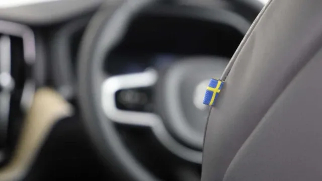 Vehicle Thumbnail 31