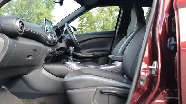 Vehicle Thumbnail 66
