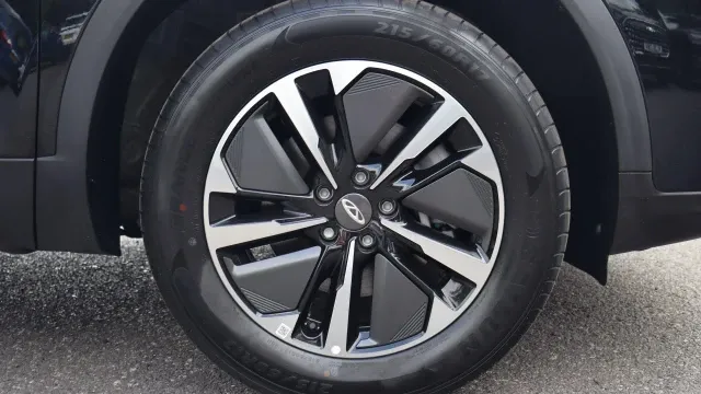 Vehicle Thumbnail 27