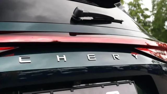 Vehicle Thumbnail 77
