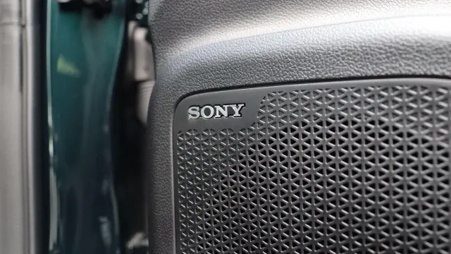Vehicle Thumbnail 25