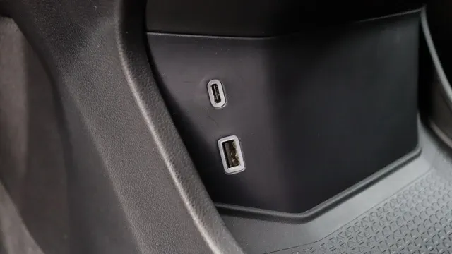 Vehicle Thumbnail 55