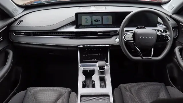Vehicle Thumbnail 6
