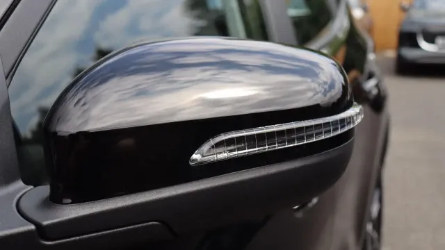 Vehicle Thumbnail 41