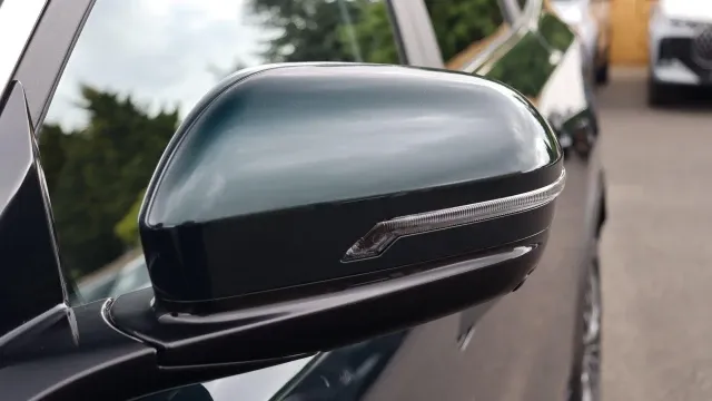 Vehicle Thumbnail 63