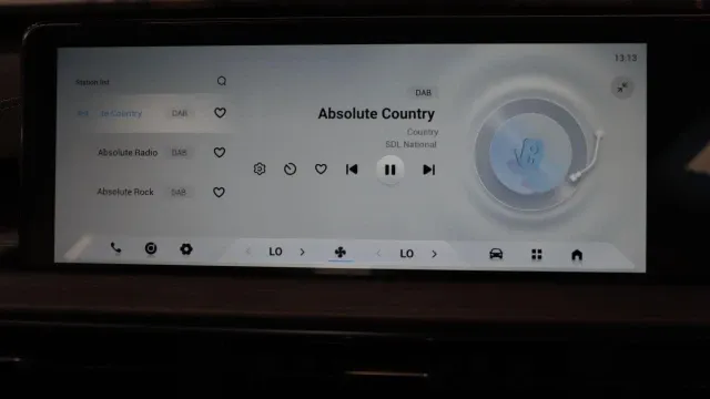 Vehicle Thumbnail 44