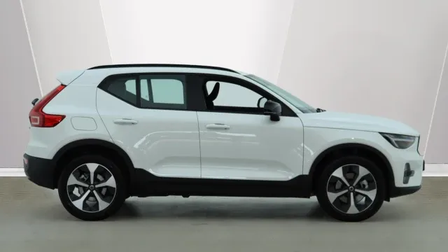 Vehicle Thumbnail 3