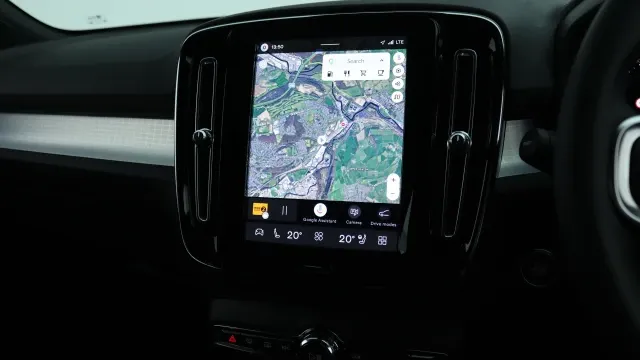 Vehicle Thumbnail 16