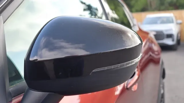 Vehicle Thumbnail 43