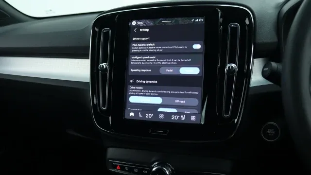 Vehicle Thumbnail 35