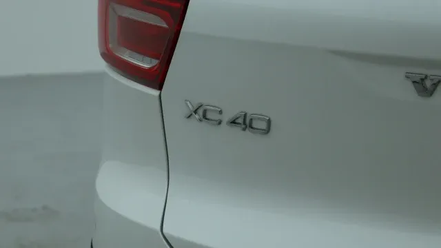 Vehicle Thumbnail 39