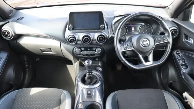 Vehicle Thumbnail 10