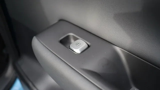 Vehicle Thumbnail 41
