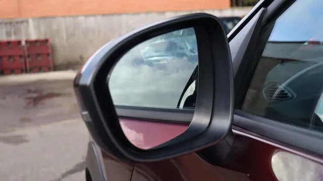 Vehicle Thumbnail 36