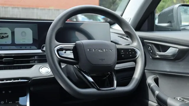 Vehicle Thumbnail 46