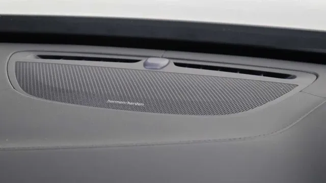 Vehicle Thumbnail 30