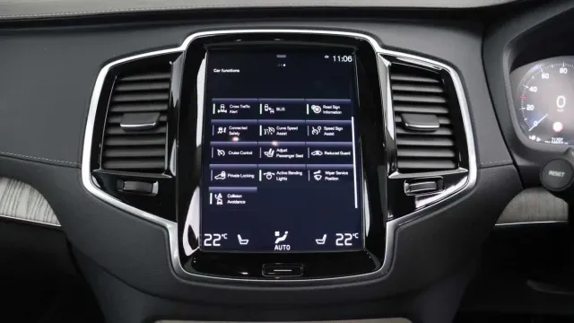 Vehicle Thumbnail 37