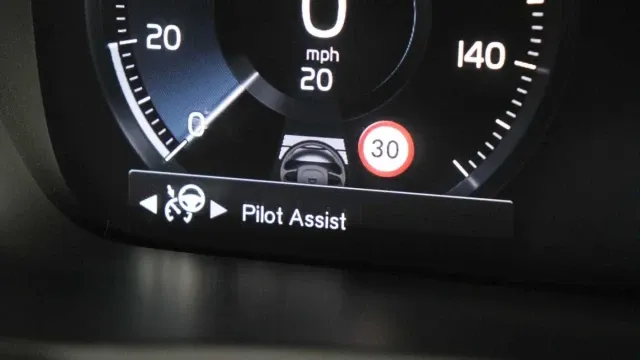 Vehicle Thumbnail 50