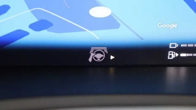 Vehicle Thumbnail 13
