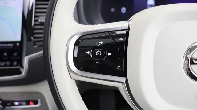 Vehicle Thumbnail 15
