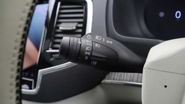 Vehicle Thumbnail 17