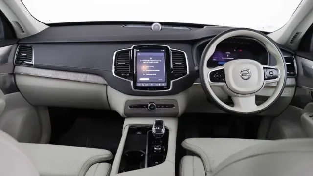Vehicle Thumbnail 45