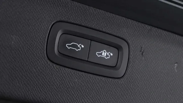 Vehicle Thumbnail 11