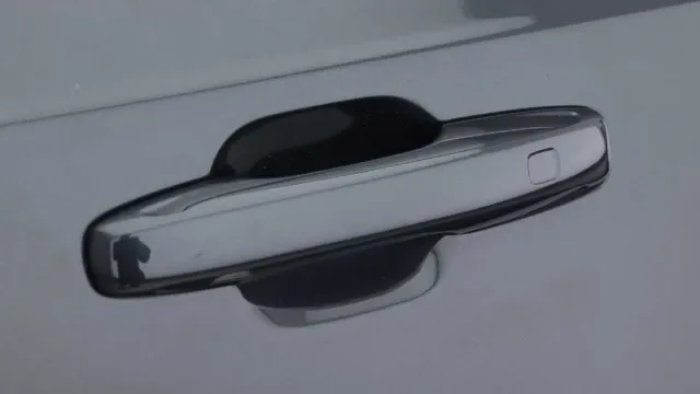 Vehicle Thumbnail 15