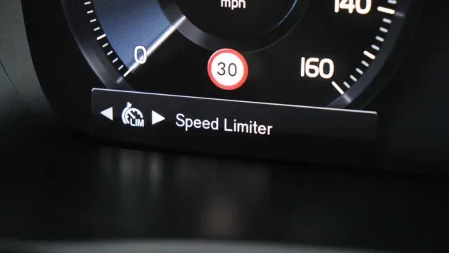 Vehicle Thumbnail 27