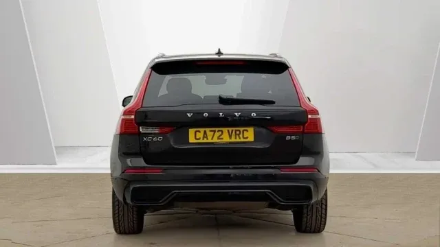 Vehicle Thumbnail 34