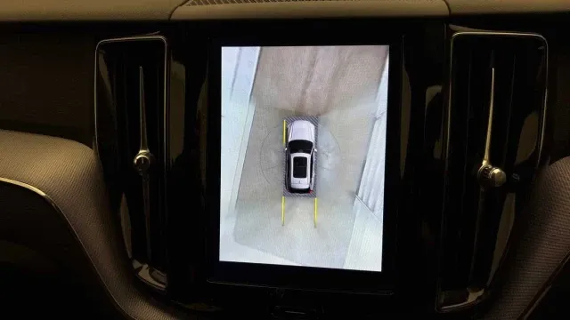 Vehicle Thumbnail 38