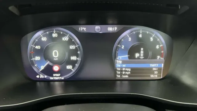Vehicle Thumbnail 11
