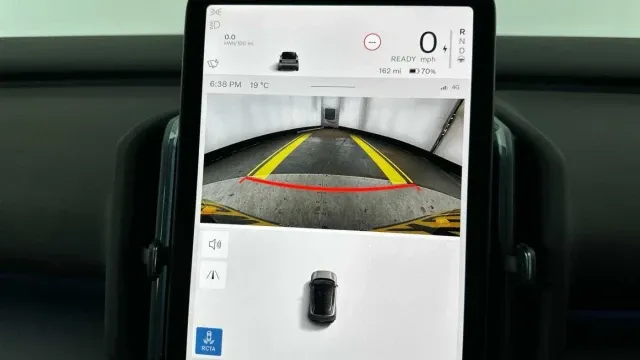 Vehicle Thumbnail 10