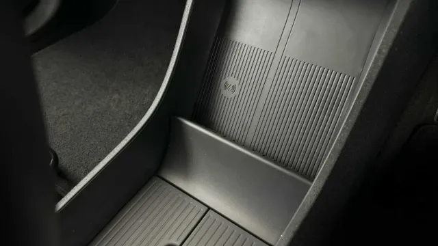 Vehicle Thumbnail 17