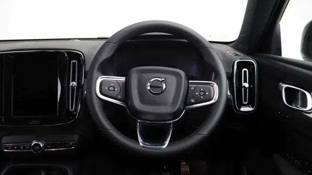 Vehicle Thumbnail 2