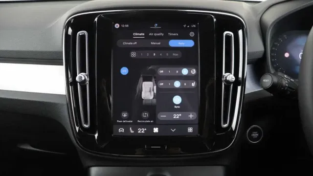 Vehicle Thumbnail 9