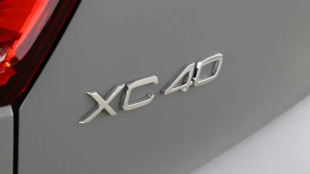 Vehicle Thumbnail 54