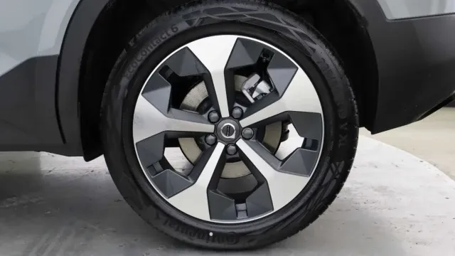 Vehicle Thumbnail 60